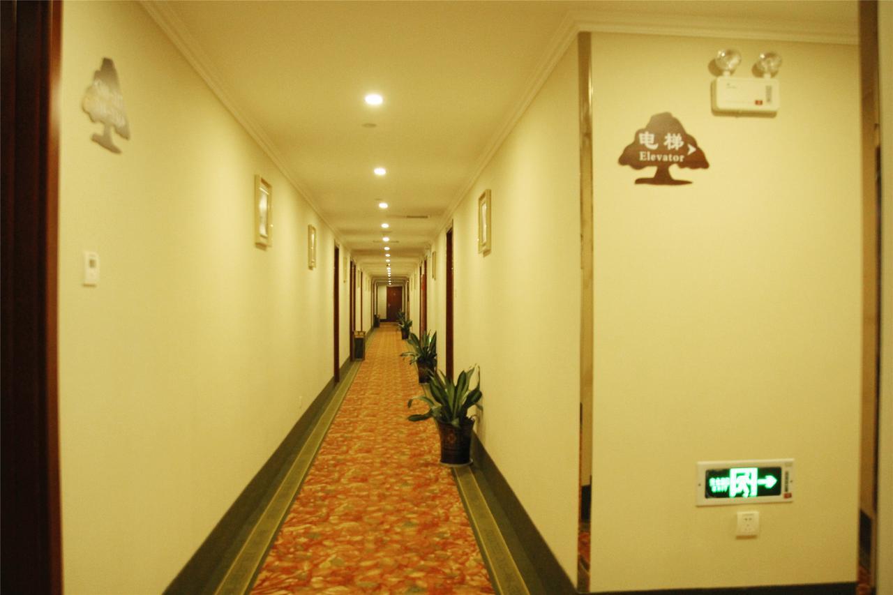 Greentree Inn Nanjing Jiangning District Jiulong Lake Subway Station Express Hotel Exterior photo